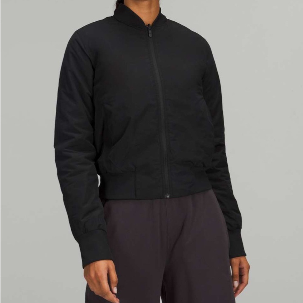 #226 NWT Lululemon Non-Stop Bomber Jacket
Black Sz 8  (Has logo)